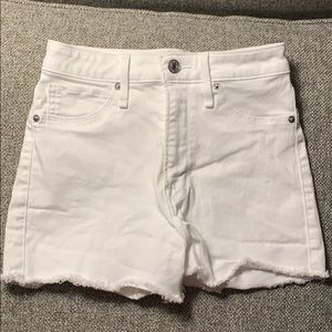 Abercrombie & Fitch Simone white short sz 00